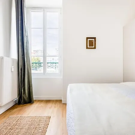 아파트 Centre Ideal Cures Proche Gare *