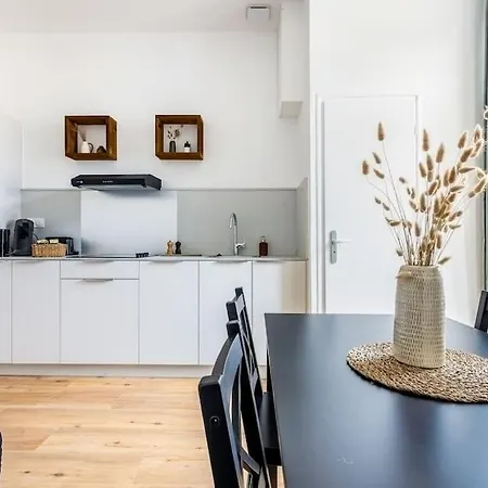 Centre Ideal Cures Proche Gare *